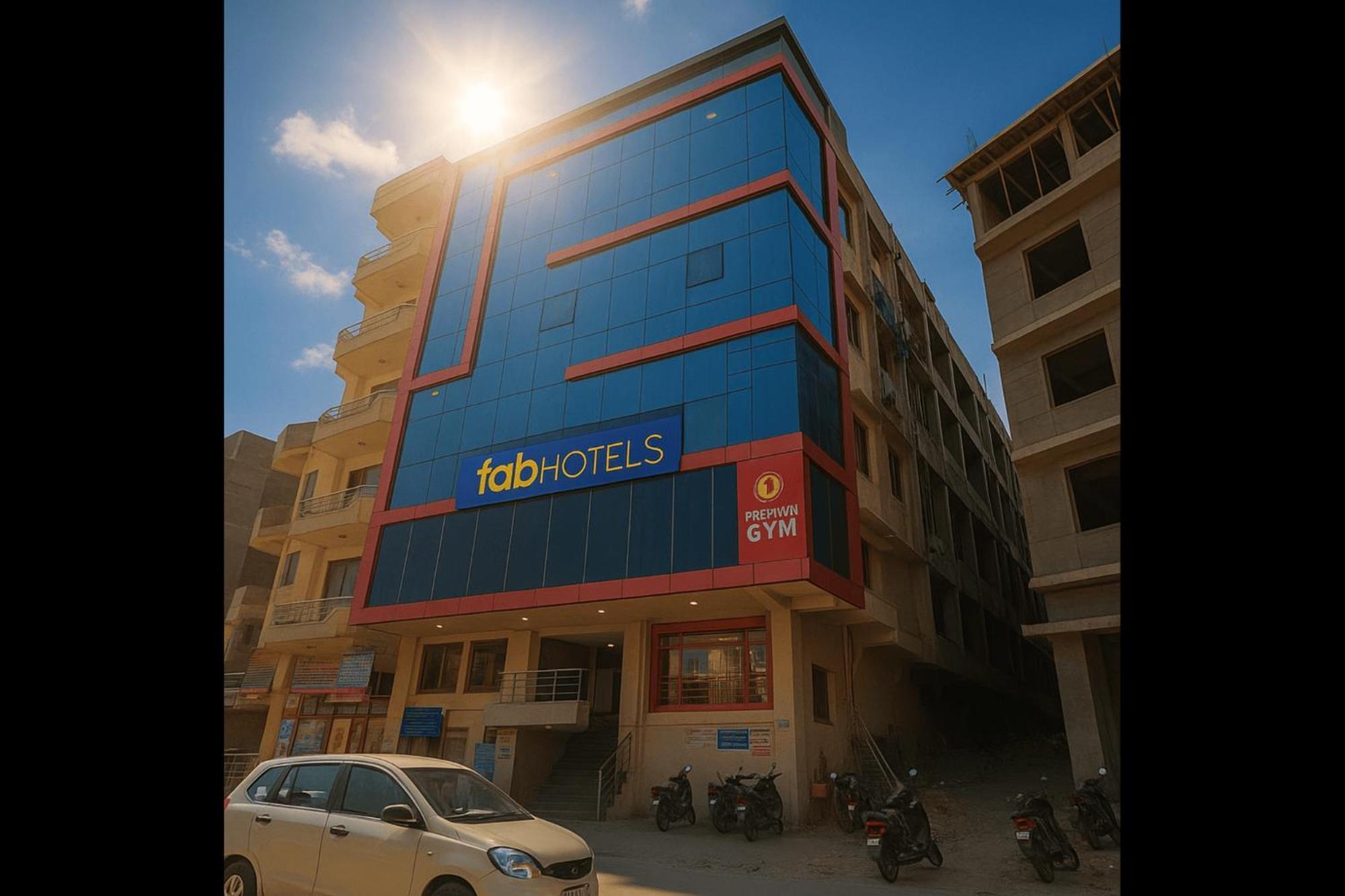 Fabhotel The Golf Inn Noida Buitenkant foto